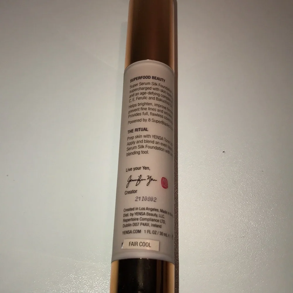YENSA Super Serum Silk Foundation - fair/cool brand new 1oz